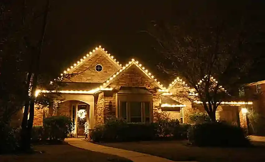  Everything About The Best Christmas Light Installation Services