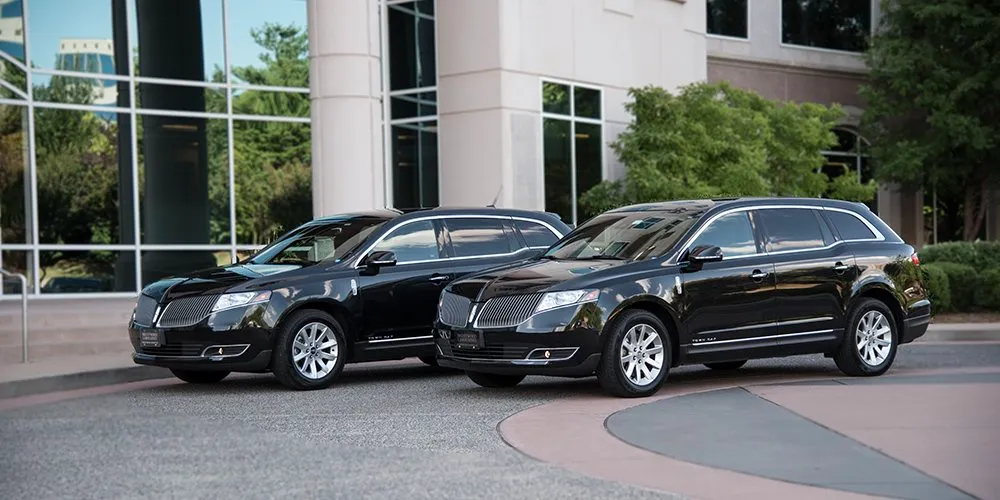 Elevating Your Chicago Experience: The Premier O’Hare Limo Service