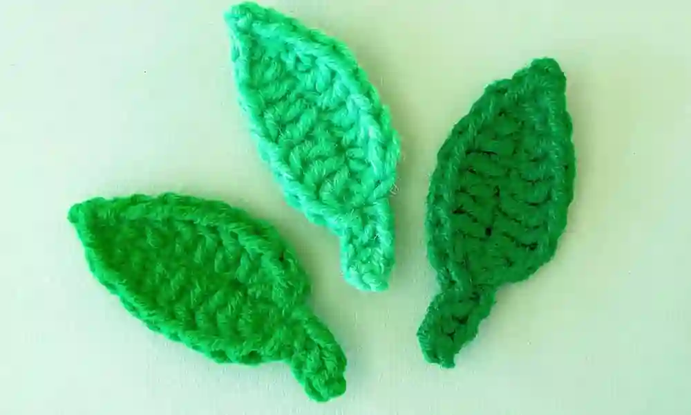 Crochet leaf